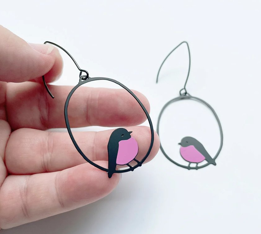 DENZ Midi Robin Earrings in Pink and Black